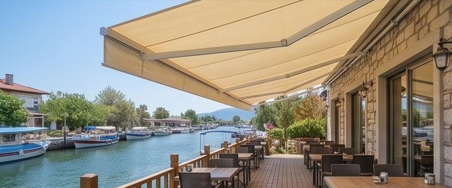 Çeşme Mafsallı Tente Sistemleri